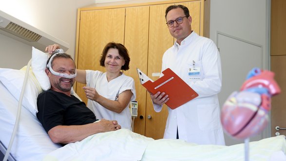 Regensburg, UKR, Universitätsklinikum Regensburg, Uniklinikum Regensburg, Schlafmedizin, Klinik und Poliklinik für Innere Medizin II, Prof. Dr. Michael Arzt, Schlafapnoe
