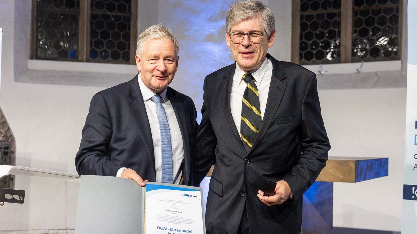 UKR, Uniklinikum Regensburg, regensburg Prof. Dr. Bernhard Graf, DGAI-Ehrennadel