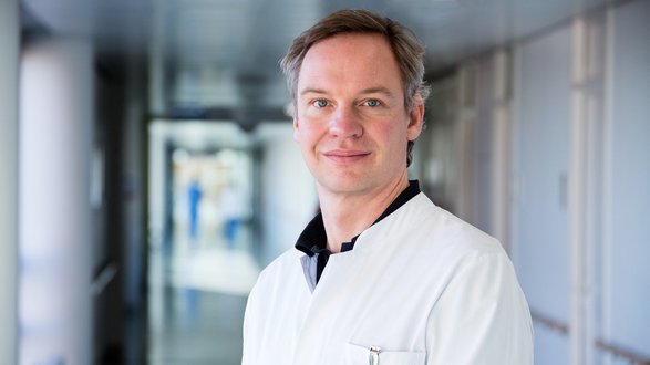 UKR, Uniklinikum Regensburg, Universitätsklinikum Regensburg, Regensburg, Prof. Dr. Hendrik Poeck, Innere Medizin III, Krebsmedizin, Immunmedizin, Leibniz-Institut für Immuntherapie, Krebstherapie