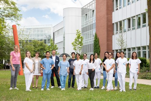 Triple Win, Uniklinikum Regensburg, regensburg, Anerkennung Pflegefachkräfte, Pflegeberuf, ausländische Mitarbeiter