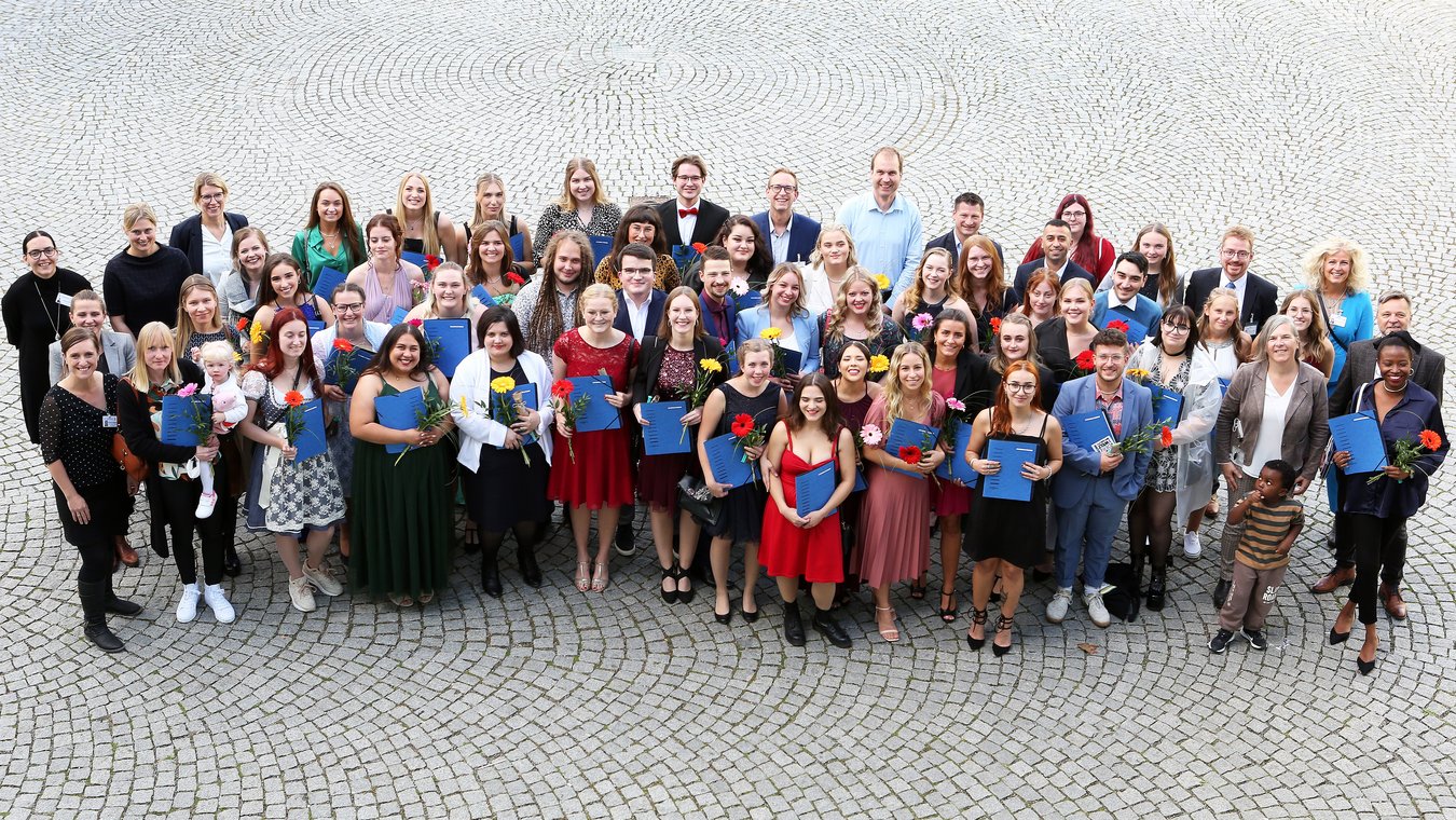 Absolventen des PflegeCampus Regensburg